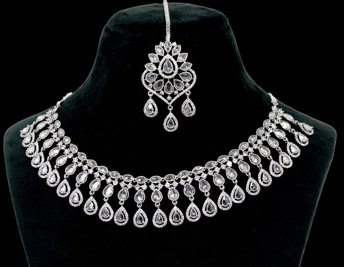 Silver With Silver Necklace Set