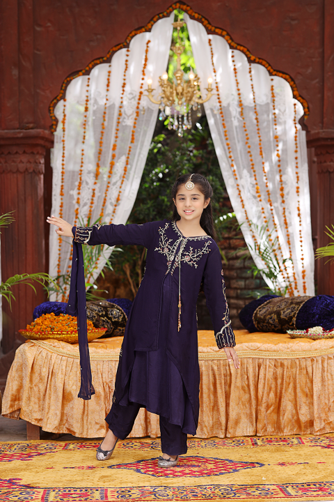 Girls Ethnic Wear