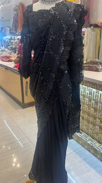 Black saree + necklace set
