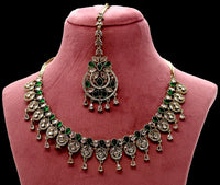 Antique With Green Necklace Set