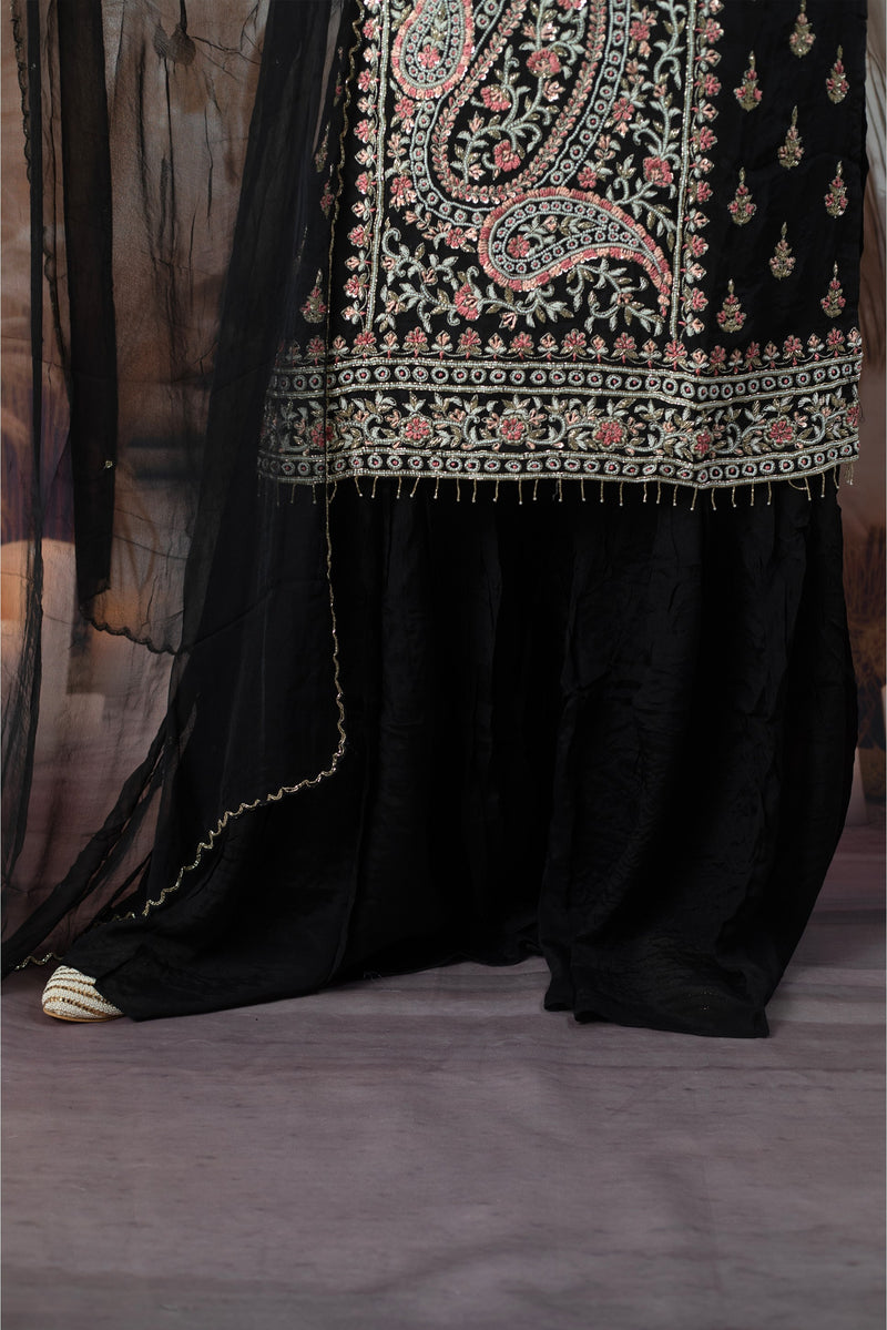 Elegant Black Ladies Suits