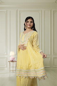 Trendy Yellow Ladies Suits
