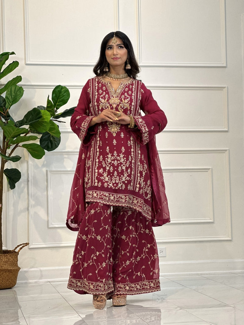 Roop-Sari-Ladies-Suit