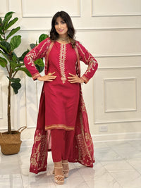 Roop-Sari-Ladies-Suit