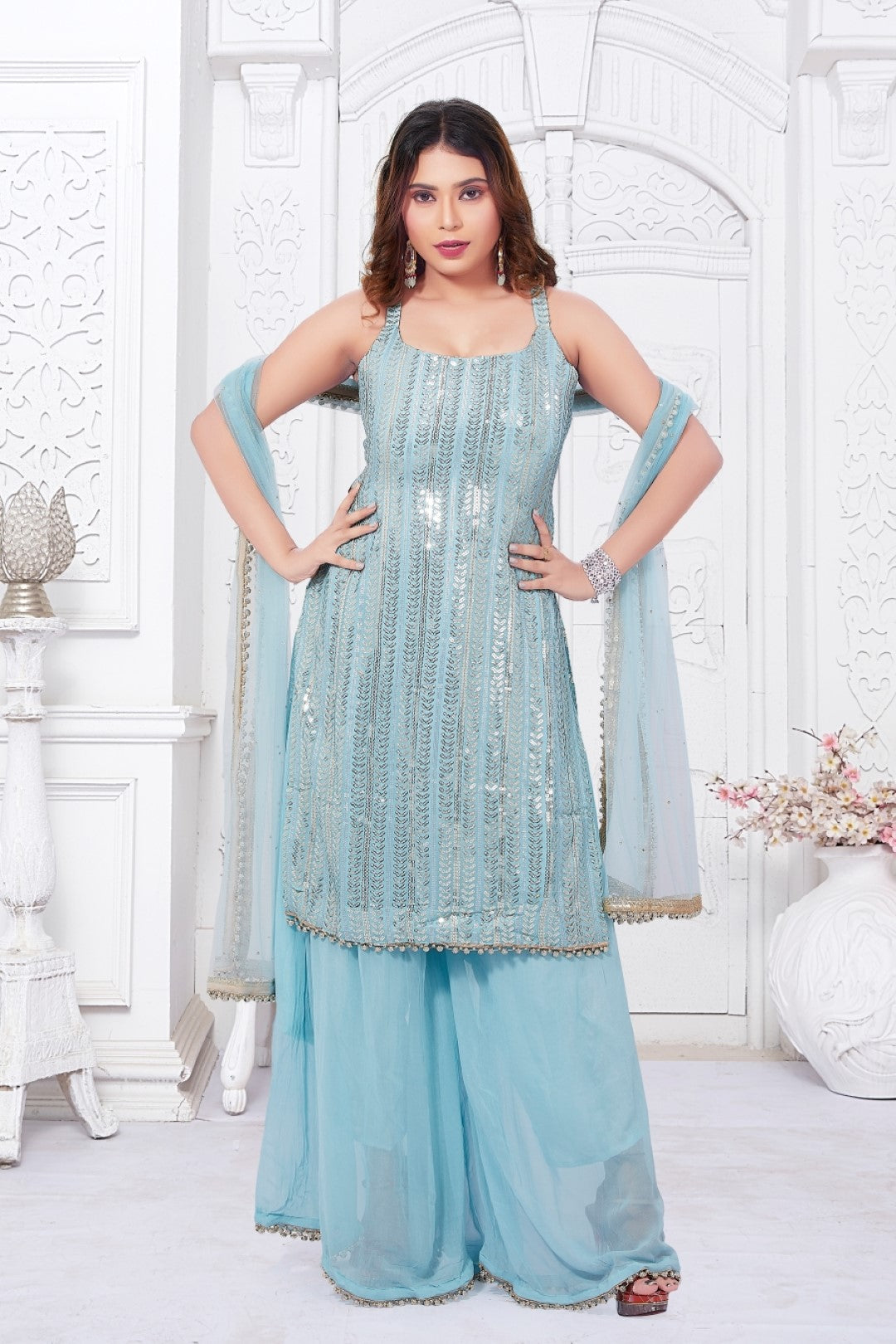 Roop-Sari-Ladies-Suit