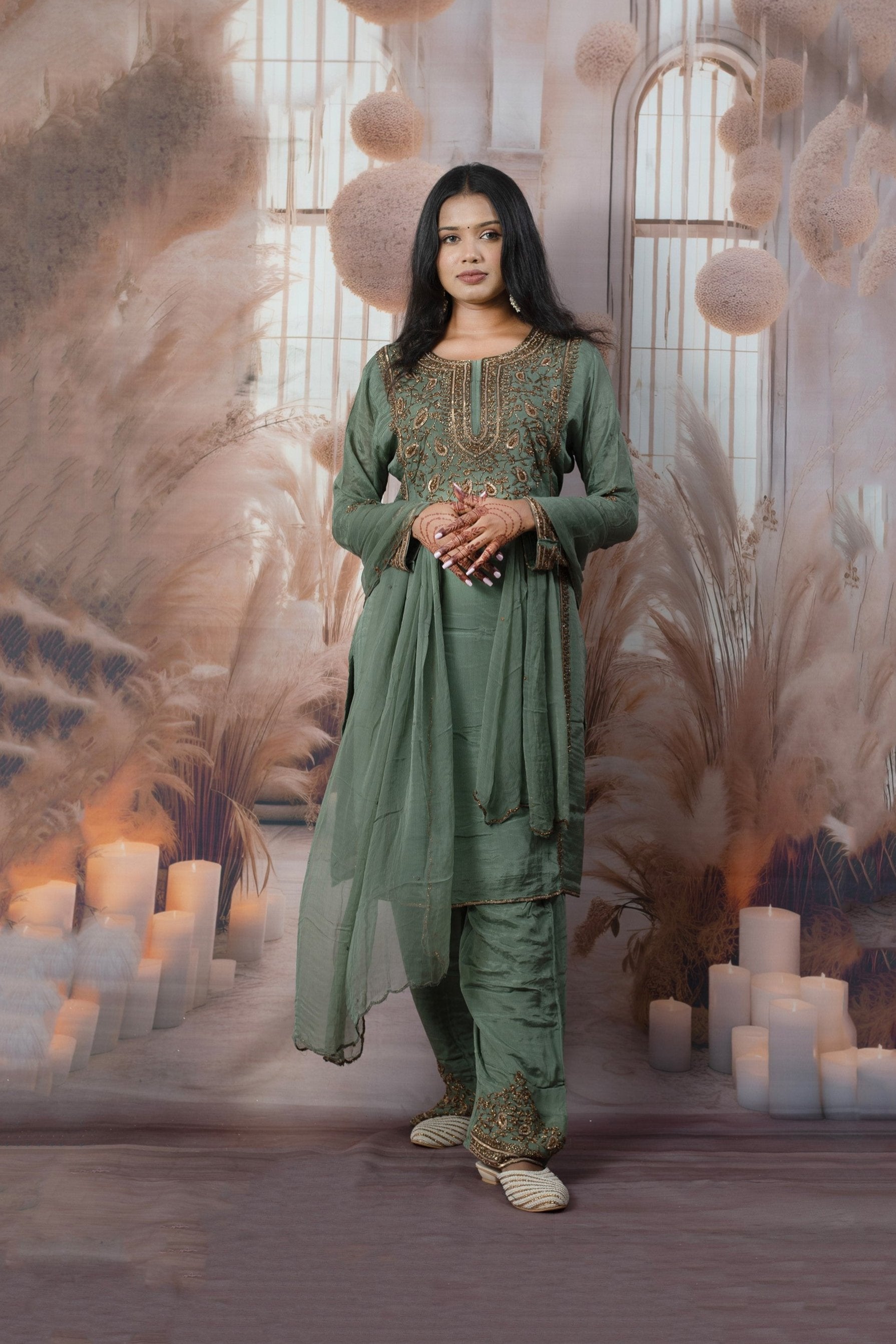 Women Salwar Kameez Suits